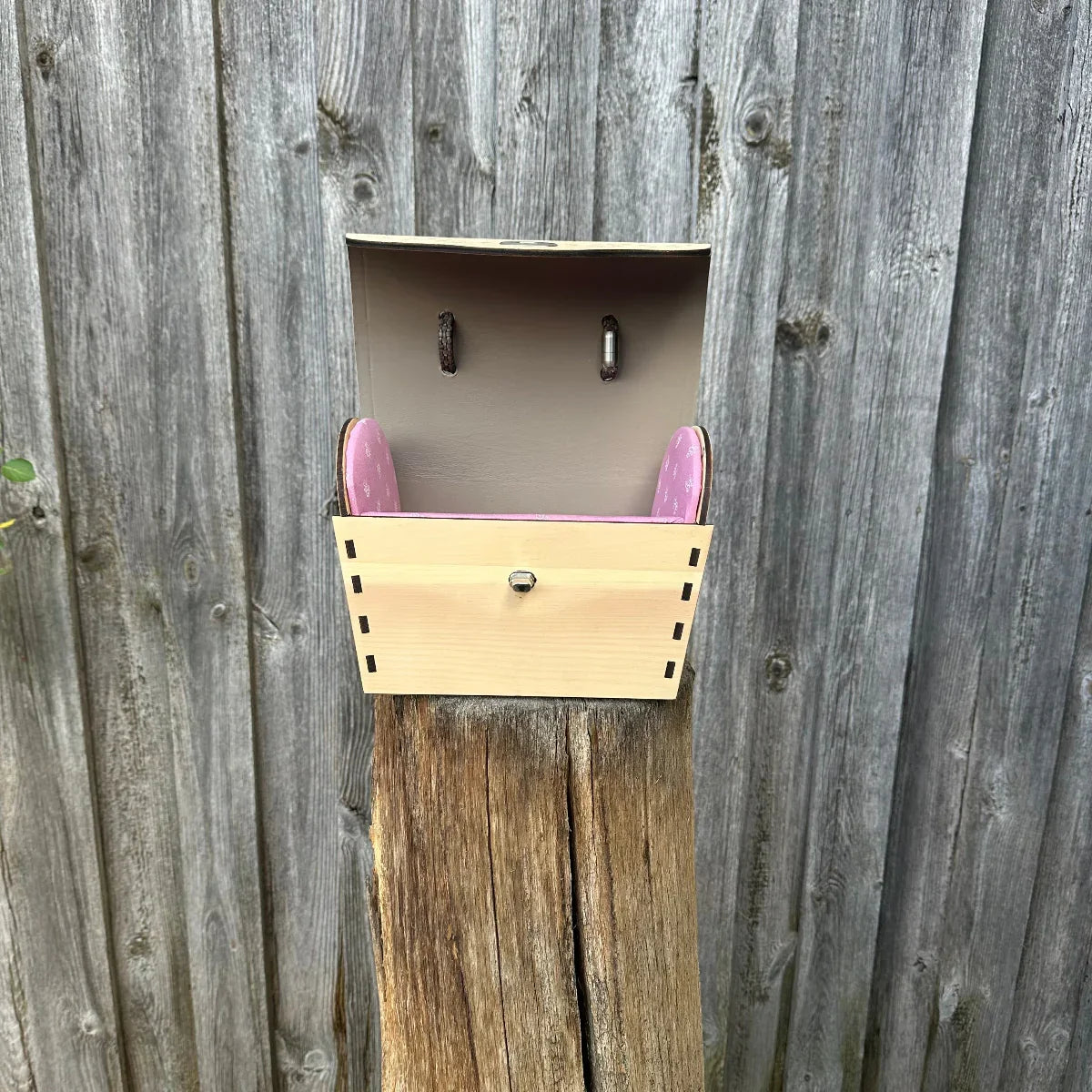 "Trachtenkorb Zirbenholz handgefertigt - Innenansicht"