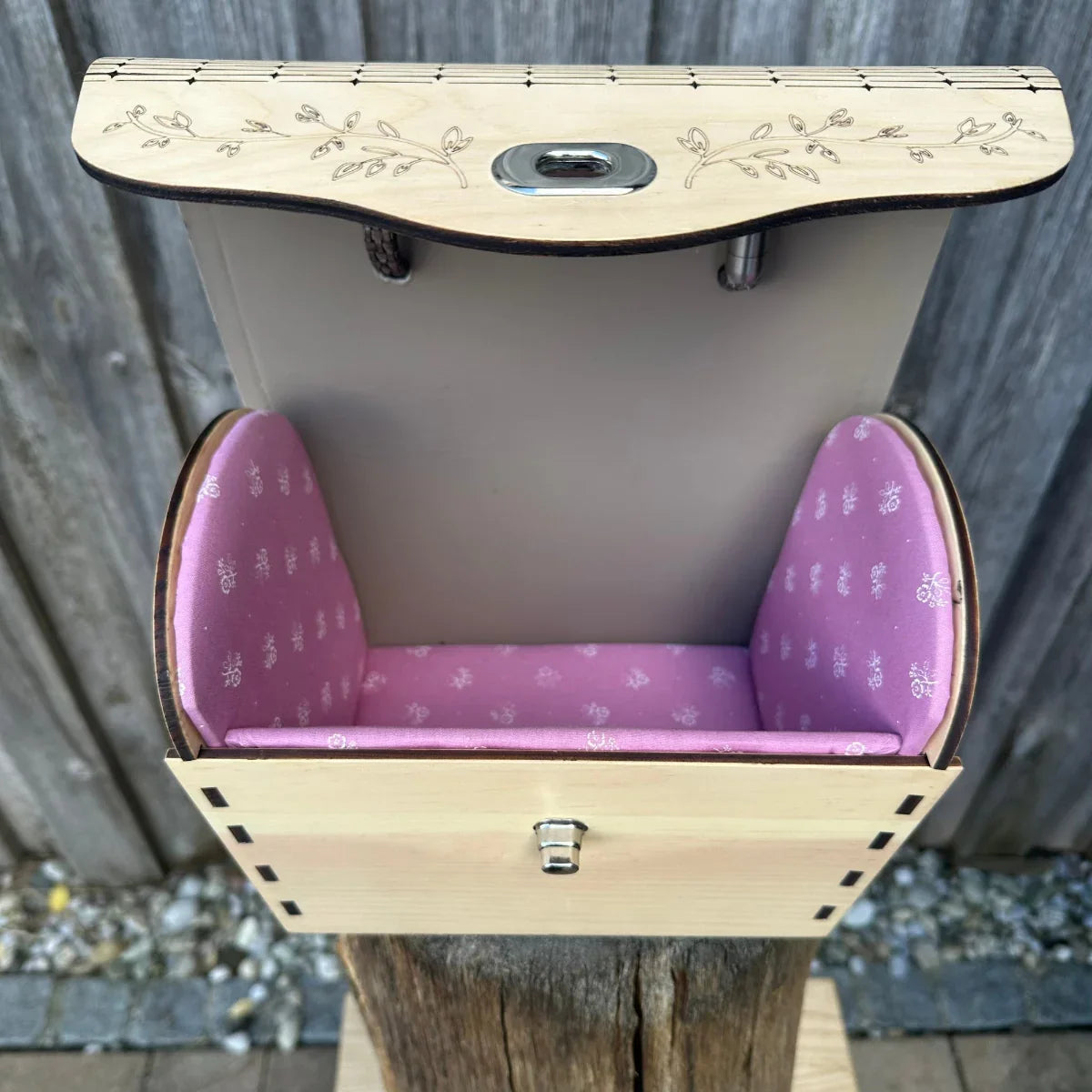 "Trachtenkorb Zirbenholz handgefertigt - Innenansicht"