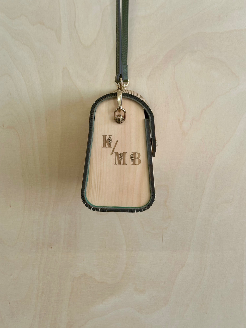 Monogram Hoizlisl